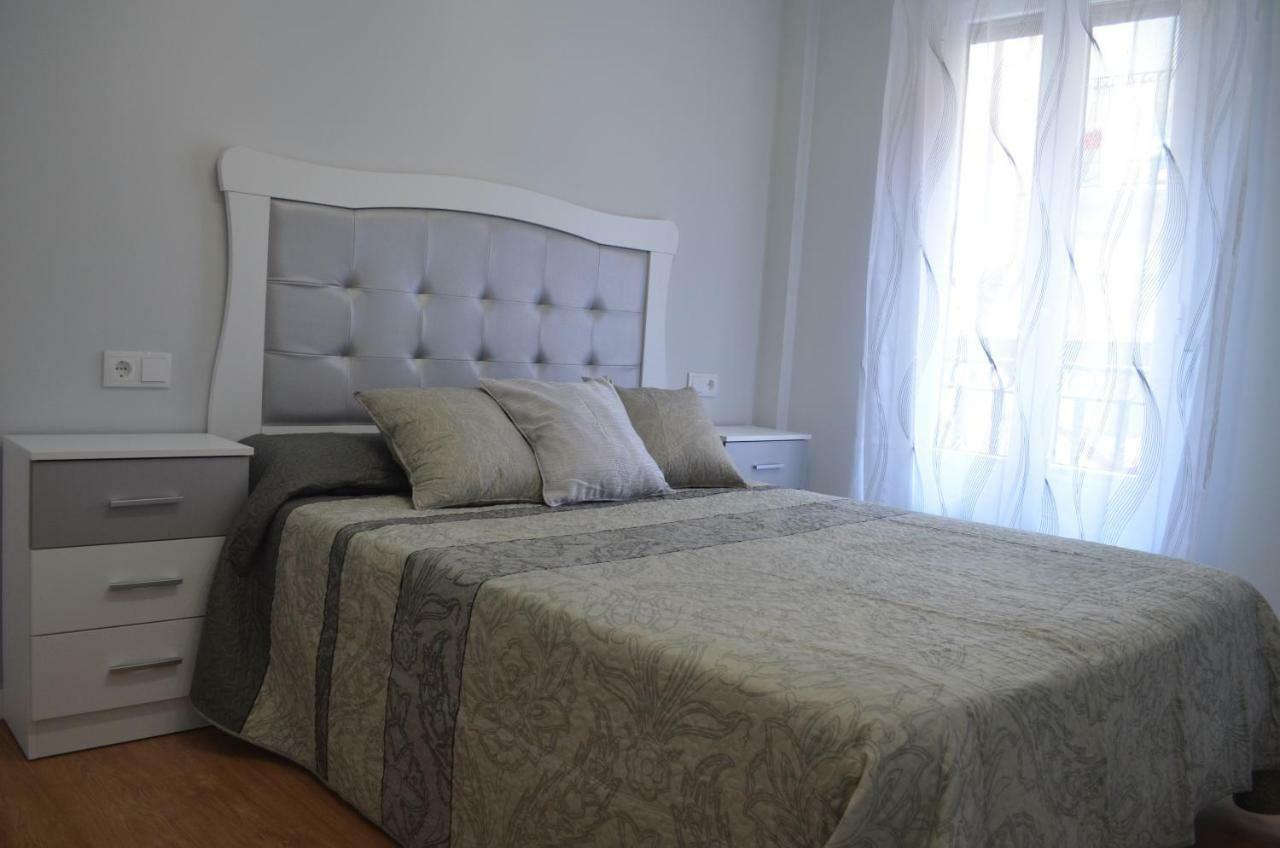 Apartamento Camino Laurel En Travesia Laurel Nº 6 โลโกรโญ ภายนอก รูปภาพ