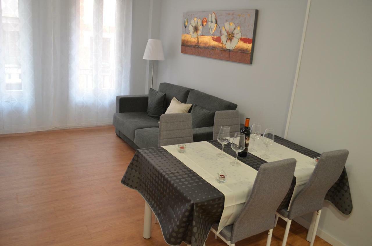 Apartamento Camino Laurel En Travesia Laurel Nº 6 โลโกรโญ ภายนอก รูปภาพ